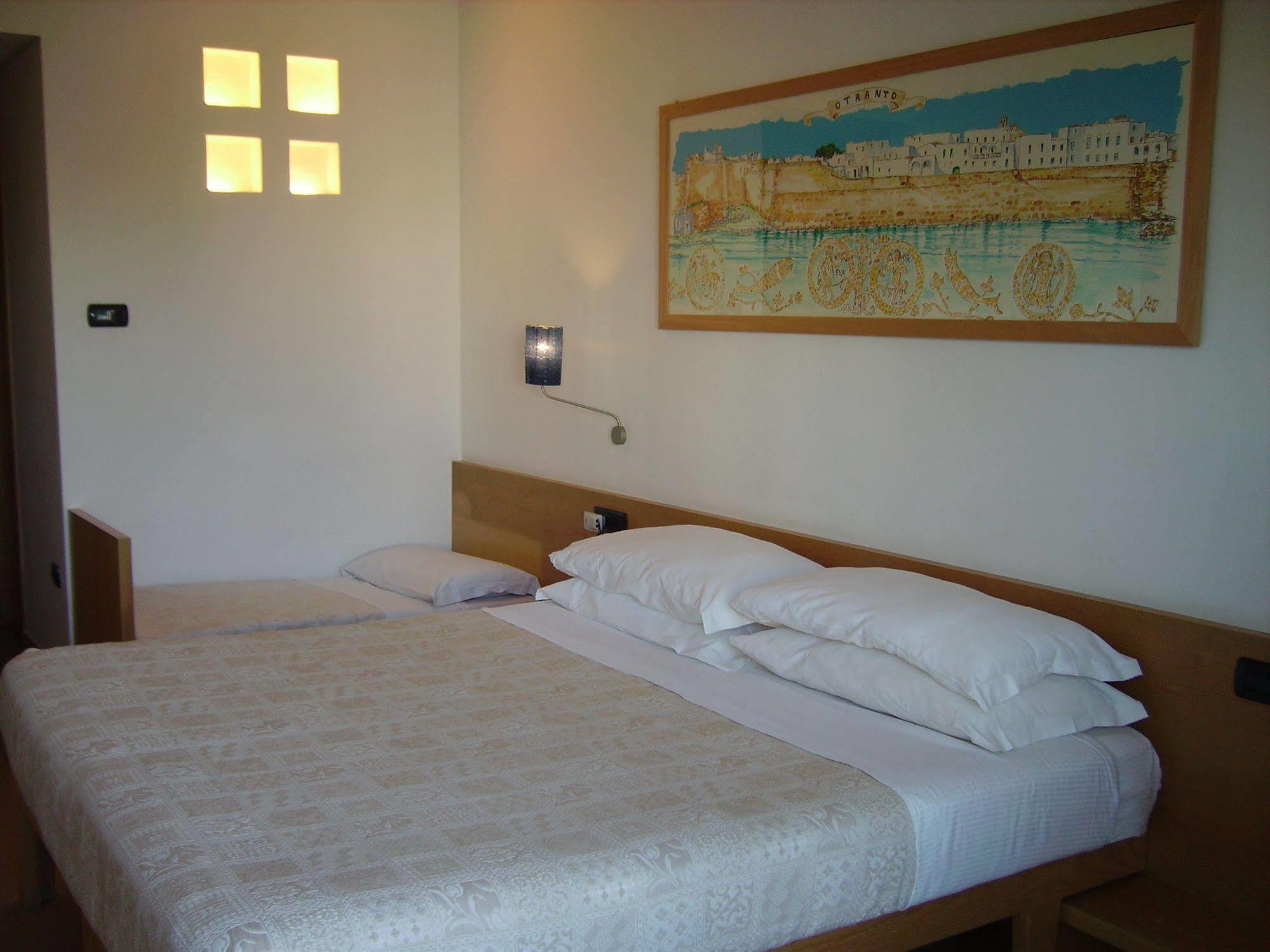 Hotel Degli Haethey Otranto Bagian luar foto